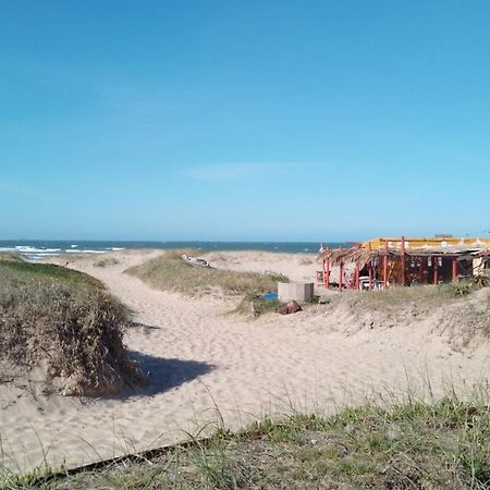 Calavera Beach Hostel 카보 폴로니오 외부 사진