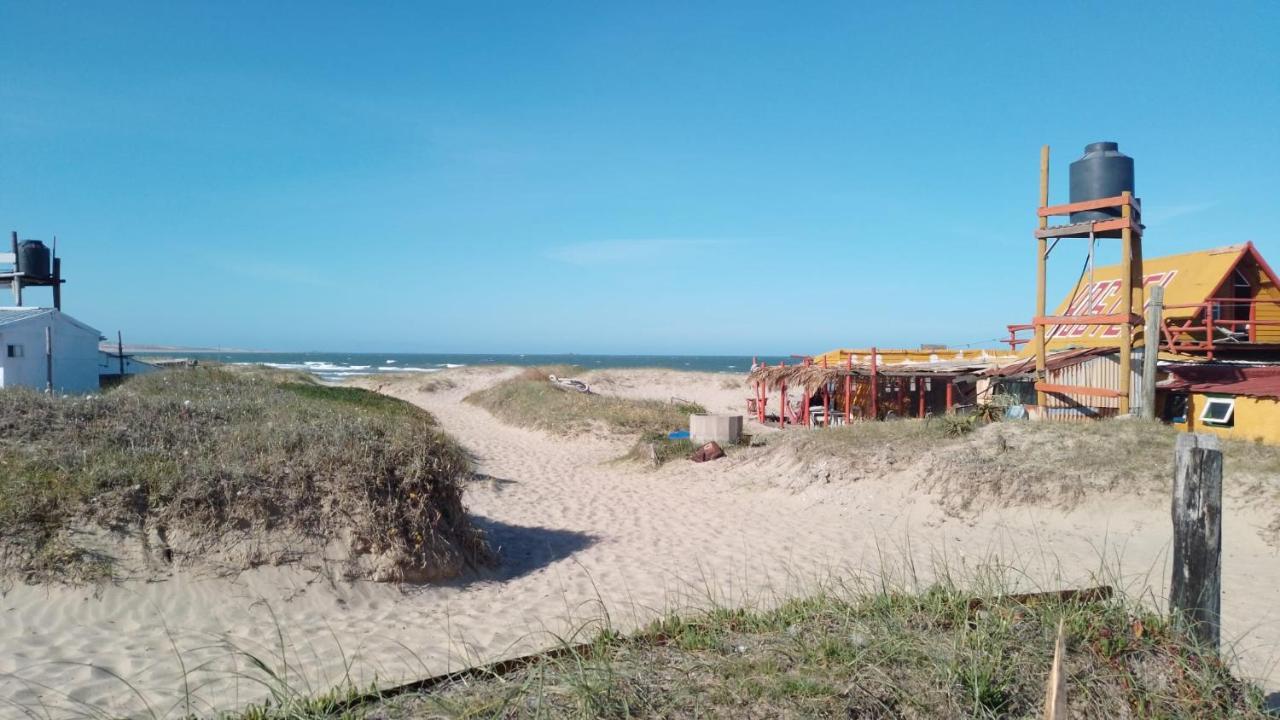 Calavera Beach Hostel 카보 폴로니오 외부 사진
